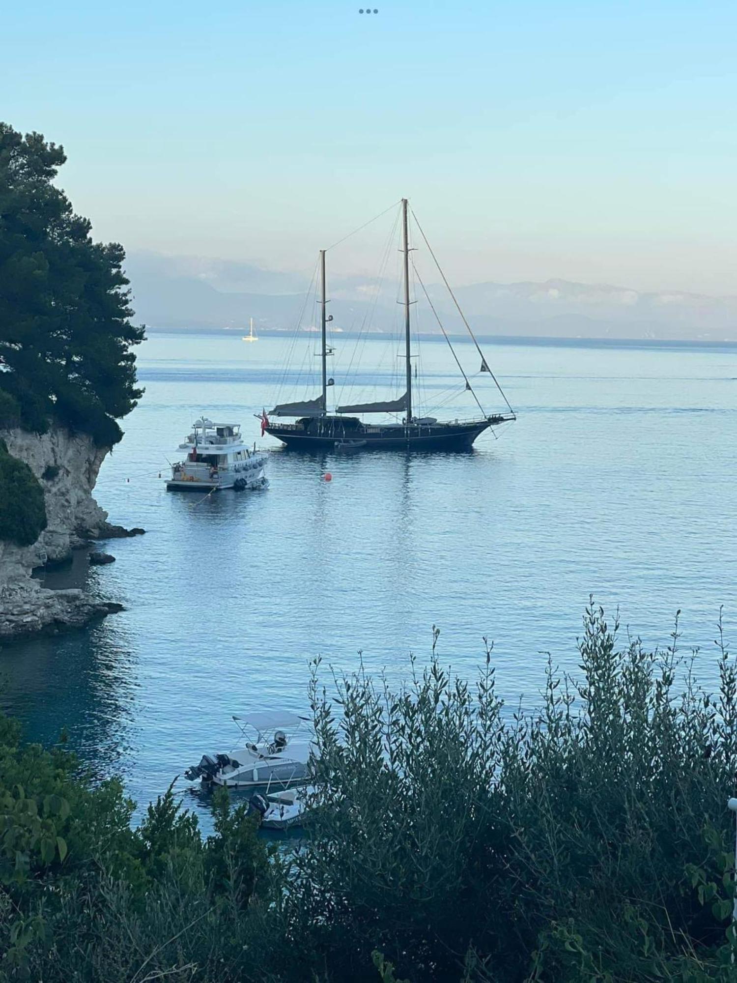 Aronis Spyros Panoramic Seaview Apartments Longós Dış mekan fotoğraf