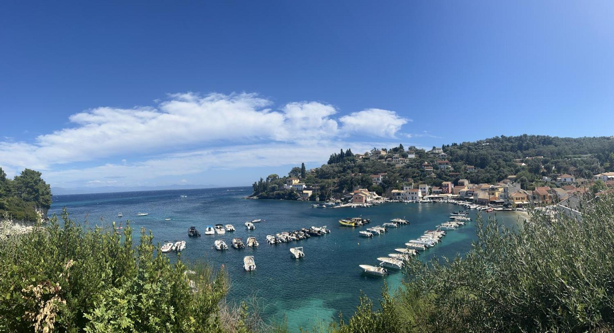 Aronis Spyros Panoramic Seaview Apartments Longós Dış mekan fotoğraf