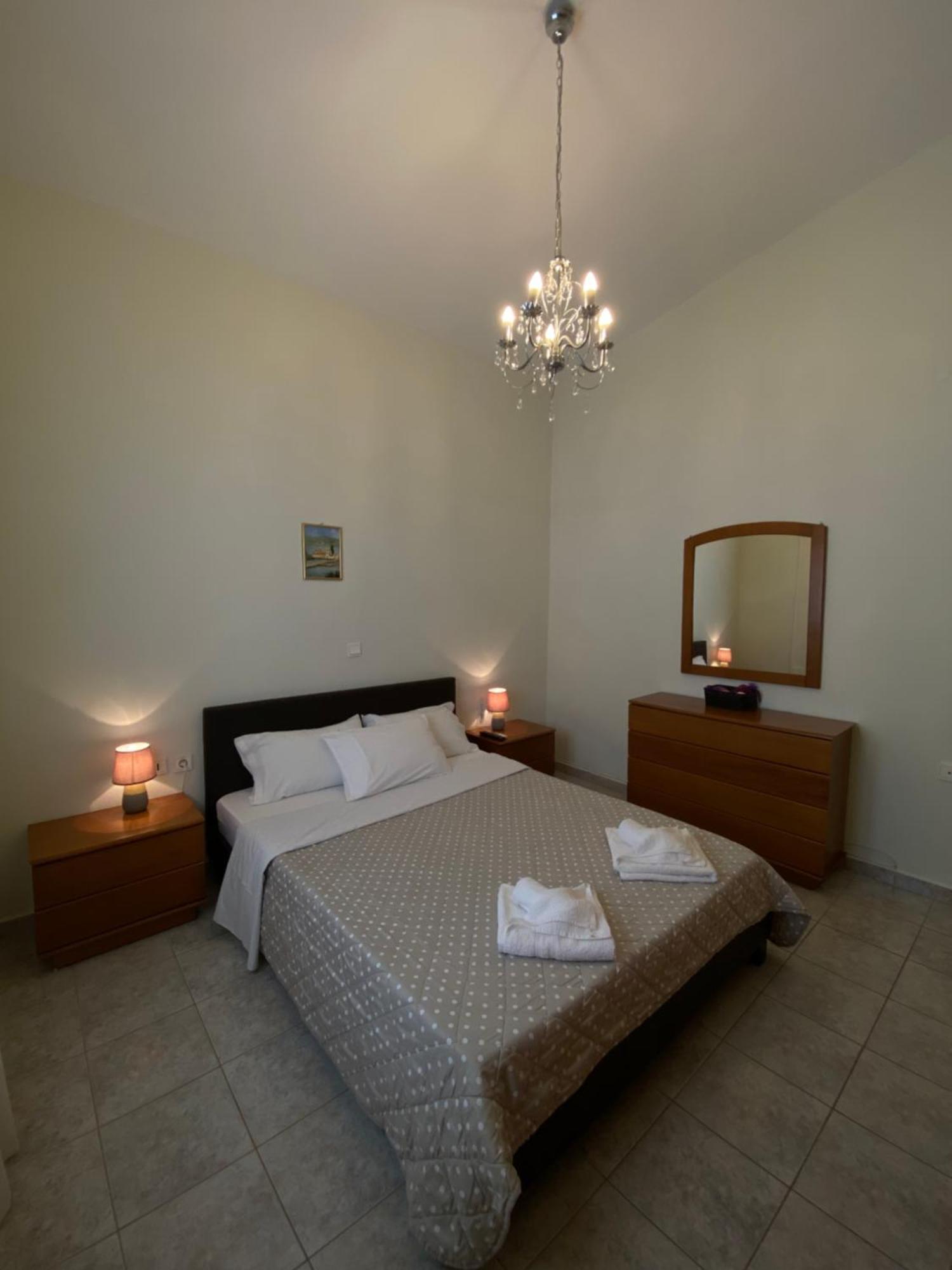 Aronis Spyros Panoramic Seaview Apartments Longós Oda fotoğraf