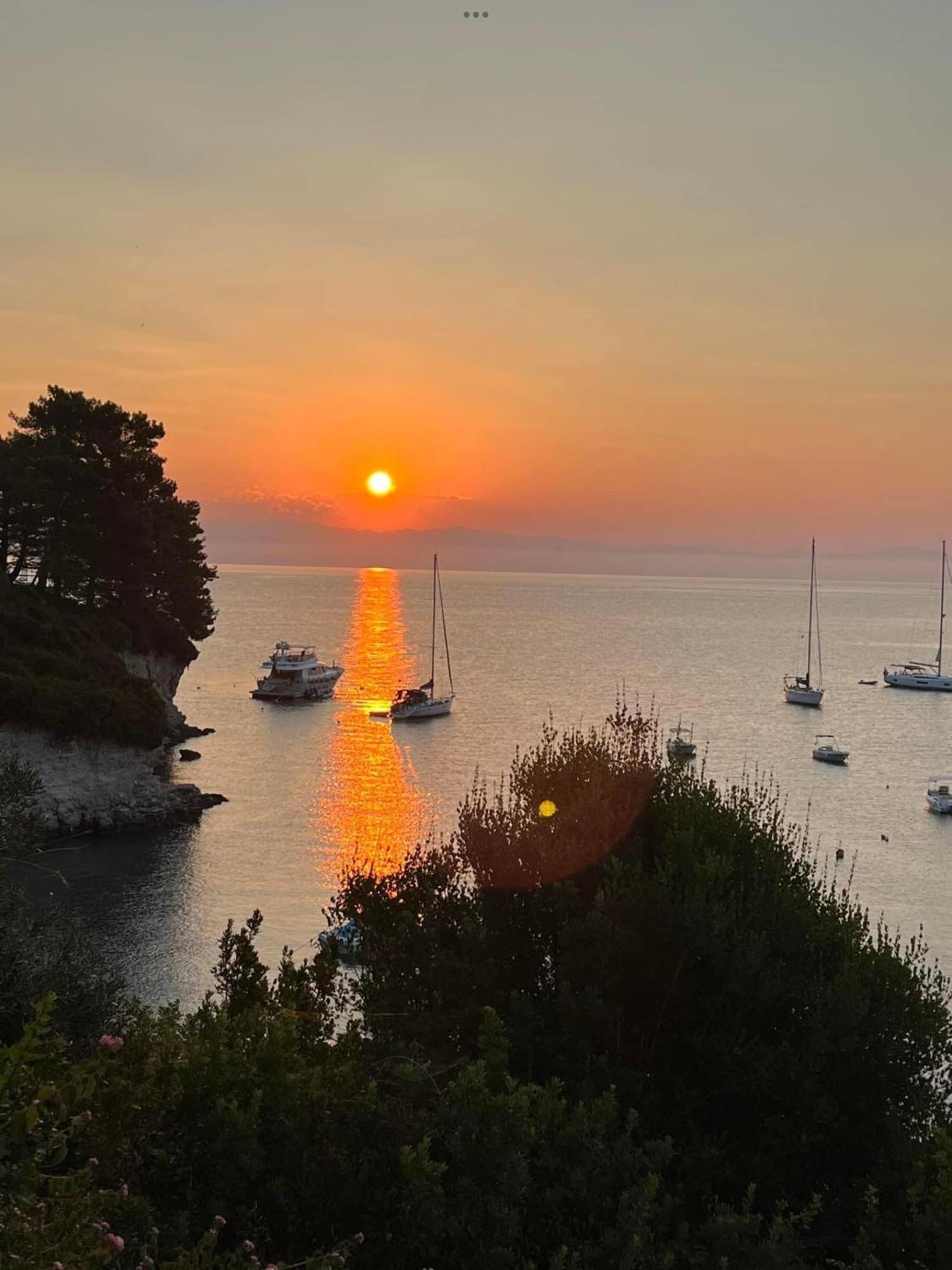 Aronis Spyros Panoramic Seaview Apartments Longós Dış mekan fotoğraf